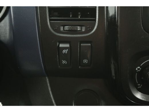 Opel Vivaro 1.6 CDTI L1H1 Airco Cruise Navigatie PDC 3 Persoons Elektrpakket ActivLease financial lease