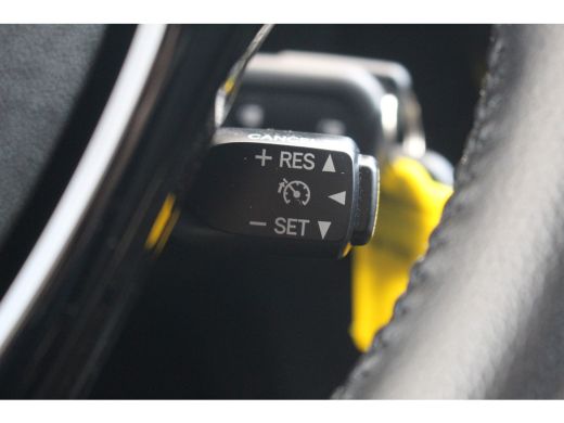 Peugeot 108 1.0 e-VTi Allure | Carplay | Camera | Climate | LMV | Limiter | Autom. Verlichting | | Carplay | ... ActivLease financial lease