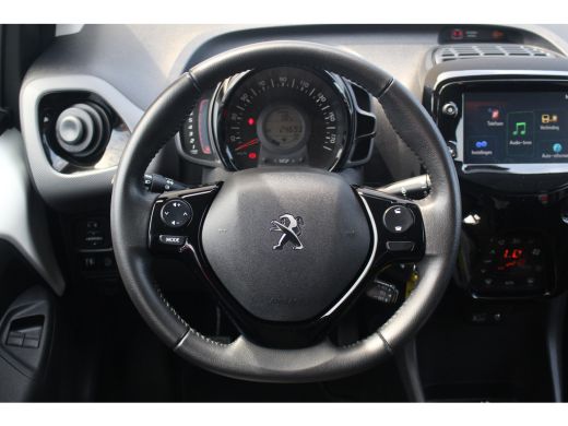 Peugeot 108 1.0 e-VTi Allure | Carplay | Camera | Climate | LMV | Limiter | Autom. Verlichting | | Carplay | ... ActivLease financial lease