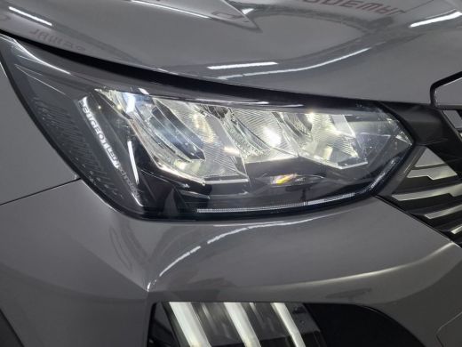 Peugeot 2008 Peugeot 1.2 PureTech 100 Allure | Navi | Camera V+A | Cruise control | LMV 17"| LED koplampen | D... ActivLease financial lease