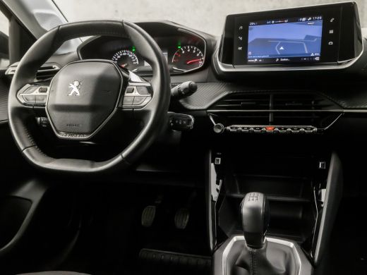 Peugeot 208 1.2 PureTech Sport (APPLE CARPLAY, GROOT NAVI, LM VELGEN, PARKEERSENSOREN, SPORTSTOELEN, CRUISE, ... ActivLease financial lease