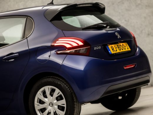 Peugeot 208 1.2 PureTech Sport (APPLE CARPLAY, NAVIGATIE, PARKEERSENSOREN, SPORTSTOELEN, CRUISE, ELEK RAMEN, ... ActivLease financial lease