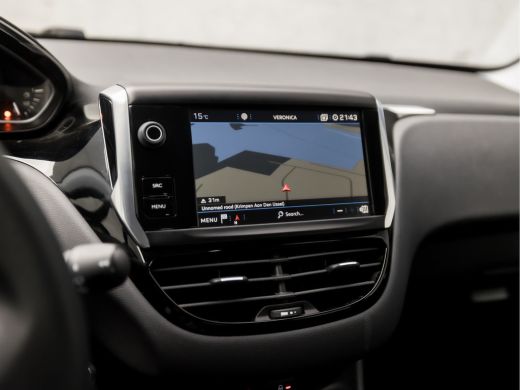 Peugeot 208 1.2 PureTech Sport (APPLE CARPLAY, NAVIGATIE, PARKEERSENSOREN, SPORTSTOELEN, CRUISE, ELEK RAMEN, ... ActivLease financial lease