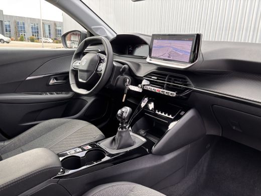 Peugeot 208 Peugeot 1.2 PureTech 100 Allure Camera360 | Leder\Stof | 16'' Lichtmetaal | Getint glas | Navigat... ActivLease financial lease