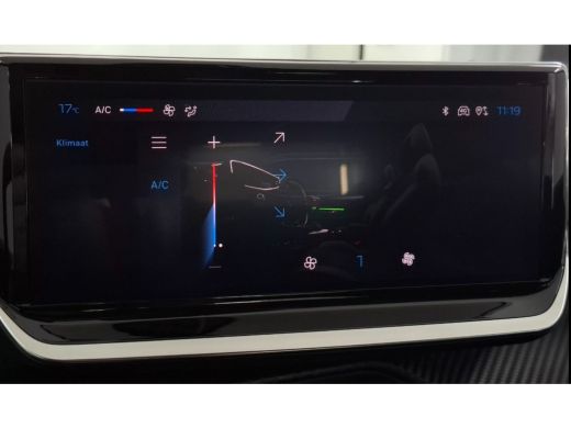 Peugeot 208 Peugeot 1.2 PureTech 75 Style | Navi | Parkeersensoren achter | Cruise control | Airco | DAB | Ap... ActivLease financial lease