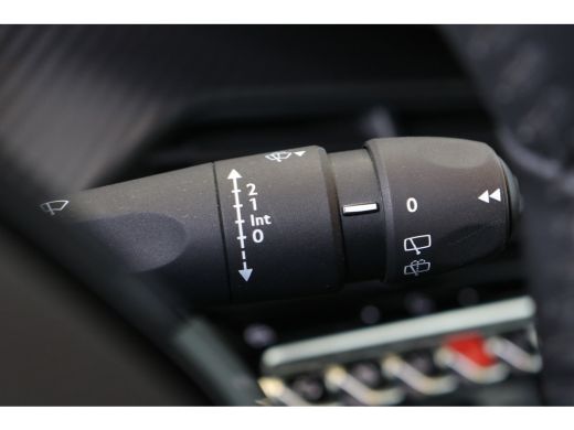 Peugeot 208 1.2 PureTech 75 Style | Navi | Parkeersensoren achter | Cruise control | Airco | DAB | Apple carp... ActivLease financial lease