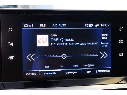 Peugeot 208 1.2 PureTech Allure 100 | Navi | Clima | Cruise | Parkeersensoren | DAB | Metallic | 16" Lichtmet... ActivLease financial lease