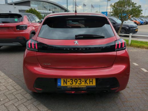 Peugeot 208 Peugeot 1.2 PureTech Allure 100 | Navi | Parkeersensor Achter | Keyless Entry | DAB | Cruise cont... ActivLease financial lease