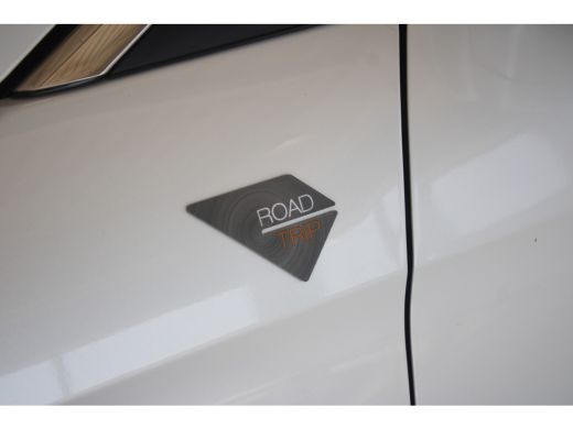 Peugeot 3008 Peugeot 1.6 PLUG-IN HYBRID 225-PK E-EAT8 ROAD TRIP AUTOMAAT | PARKEERCAMERA | STOELVERWARMING | N... ActivLease financial lease