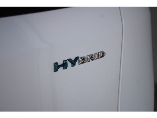Peugeot 3008 Peugeot 1.6 PLUG-IN HYBRID 225-PK E-EAT8 ROAD TRIP AUTOMAAT | PARKEERCAMERA | STOELVERWARMING | N... ActivLease financial lease