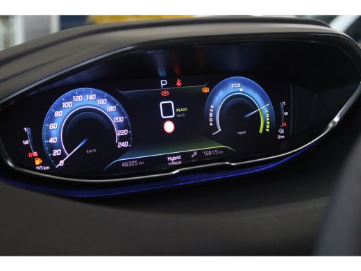 Peugeot 3008 Peugeot 1.6 PLUG-IN HYBRID 225-PK E-EAT8 ROAD TRIP AUTOMAAT | PARKEERCAMERA | STOELVERWARMING | N... ActivLease financial lease