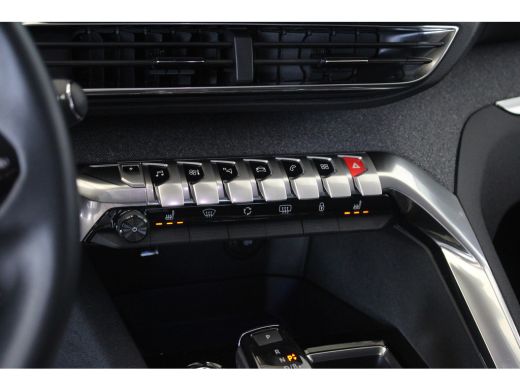 Peugeot 3008 Peugeot 1.6 PLUG-IN HYBRID 225-PK E-EAT8 ROAD TRIP AUTOMAAT | PARKEERCAMERA | STOELVERWARMING | N... ActivLease financial lease