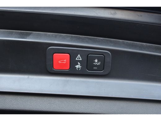 Peugeot 5008 Peugeot SUV 1.2 Hybrid GT | Automaat | Navigatie | Panorama/schuifdak | Black Pack | Focal | ActivLease financial lease