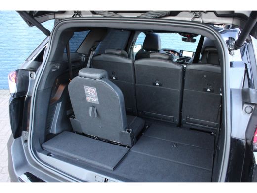 Peugeot 5008 Peugeot SUV 1.2 Hybrid GT | Automaat | Navigatie | Panorama/schuifdak | Black Pack | Focal | ActivLease financial lease