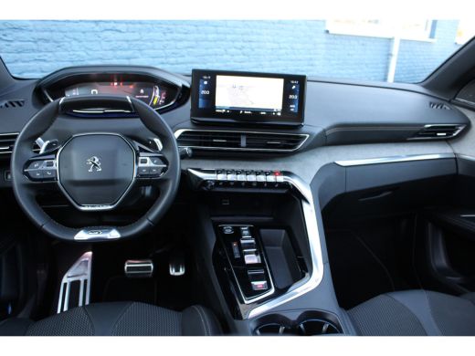 Peugeot 5008 Peugeot SUV 1.2 Hybrid GT | Automaat | Navigatie | Panorama/schuifdak | Black Pack | Focal | ActivLease financial lease