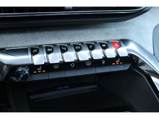 Peugeot 5008 Peugeot SUV 1.2 Hybrid GT | Automaat | Navigatie | Panorama/schuifdak | Black Pack | Focal | ActivLease financial lease