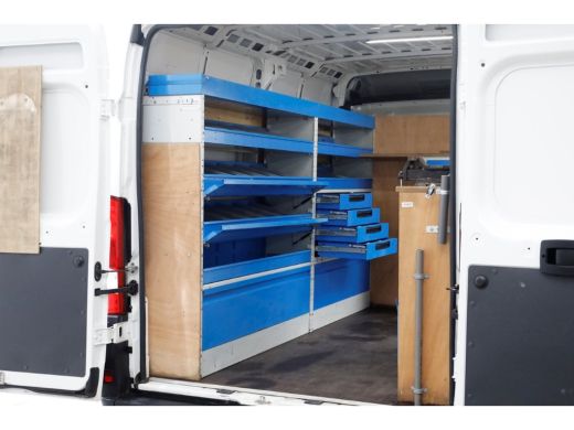 Peugeot Boxer 2.2 BlueHDi 140pk E6 L2H2 Premium Airco/Inrichting 11-2019 ActivLease financial lease