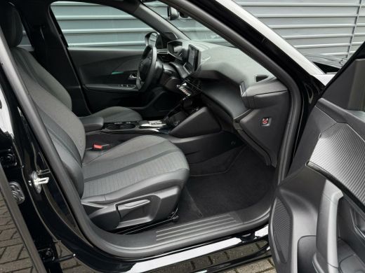 Peugeot e-2008 EV Allure Pack 50 kWh SOH 97% 360 Camera Navi ActivLease financial lease