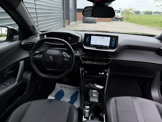 Peugeot e-2008 EV Allure Pack 50 kWh SOH 97% 360 Camera Navi ActivLease financial lease