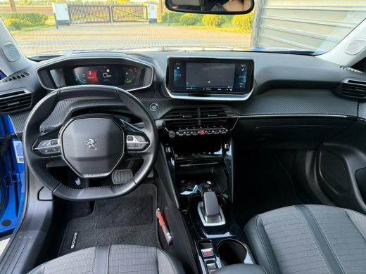 Peugeot e-2008 EV Allure Pack 50 kWh SOH 99% 360 Camera Navi ActivLease financial lease