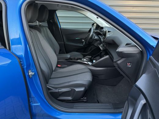 Peugeot e-2008 EV Allure Pack 50 kWh SOH 99% 360 Camera Navi ActivLease financial lease
