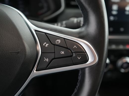 Renault Clio Renault 1.0 TCe Intens | Achteruitrijcamera | Airco (automatisch) | Cruise control ActivLease financial lease