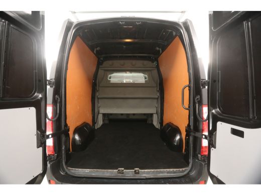 Renault Master T35 2.3 dCi L2H2 | 7 PERSOONS | Dubbele Cabine | Airco PDC Trekhaak Imperiaal Ladder Elektrpakket ActivLease financial lease