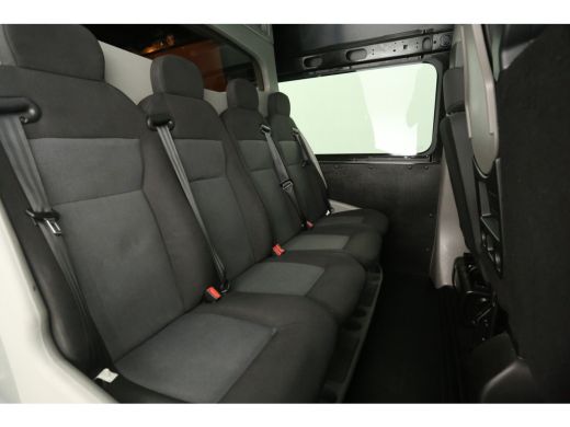 Renault Master T35 2.3 dCi L2H2 | 7 PERSOONS | Dubbele Cabine | Airco PDC Trekhaak Imperiaal Ladder Elektrpakket ActivLease financial lease