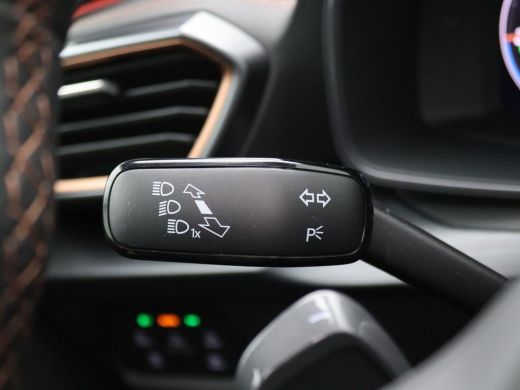 Seat Formentor 1.4 e-Hybrid Performance full led, adaptive cruise met travel assist, side assist, schuif-kanteld... ActivLease financial lease