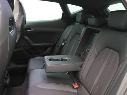 Seat Formentor 1.4 e-Hybrid Performance full led, adaptive cruise met travel assist, side assist, schuif-kanteld... ActivLease financial lease
