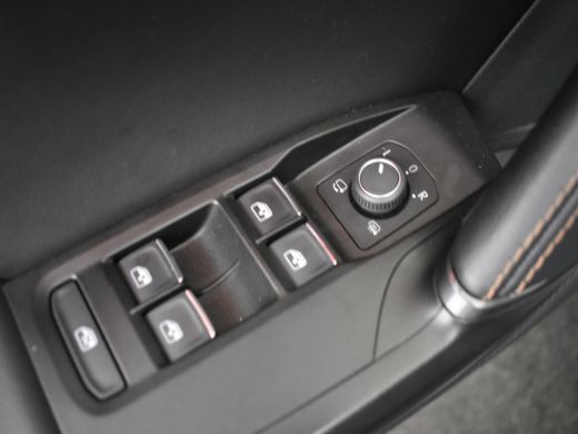 Seat Formentor 1.4 e-Hybrid VZ Performance 245pk | Elektrische bestuurdersstoel met geheugen | Keyless | Adaptie... ActivLease financial lease