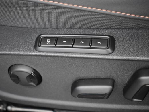 Seat Formentor 1.4 e-Hybrid VZ Performance 245pk | Elektrische bestuurdersstoel met geheugen | Keyless | Adaptie... ActivLease financial lease