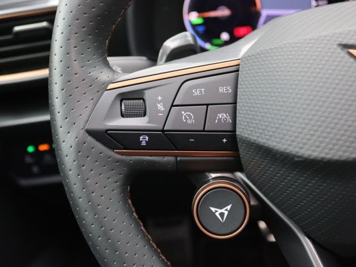Seat Leon Sportstourer 1.4 e-Hybrid VZ Performance 245PK DSG full led, panoramdak, adaptive cruise, side assist, stuur-s... ActivLease financial lease