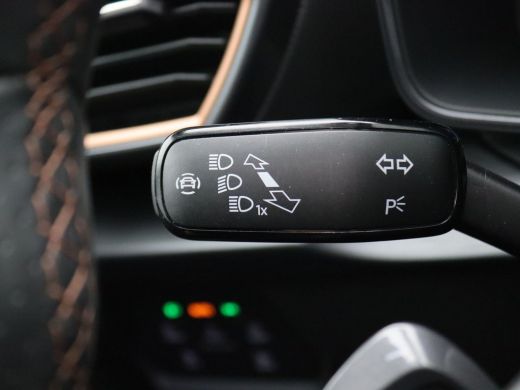 Seat Leon Sportstourer 1.4 e-Hybrid VZ Performance 245PK DSG full led, panoramdak, adaptive cruise, side assist, stuur-s... ActivLease financial lease