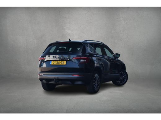 Skoda Karoq 1.0 TSI Business Edition | Trekhaak | CarPlay | Pano | Half Leer | Virtual ActivLease financial lease