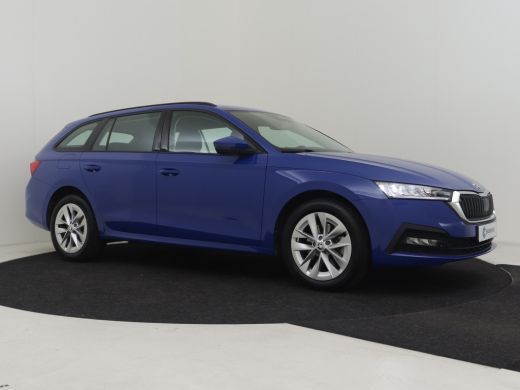 Skoda Octavia Combi 1.4 TSI iV PHEV Business Edition 204pk | Cruise control | Navigatie via app | Parkeersensor... ActivLease financial lease