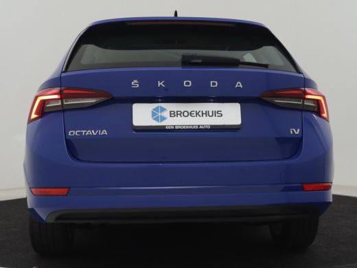 Skoda Octavia Combi 1.4 TSI iV PHEV Business Edition 204pk | Cruise control | Navigatie via app | Parkeersensor... ActivLease financial lease