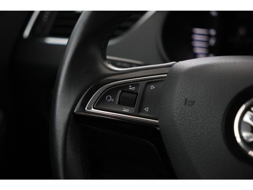 Skoda Octavia Combi 1.6 TDI Greentech Style Business Navigatie, Trekhaak, Virtual, Apple Carplay, Stoelverwarming ActivLease financial lease