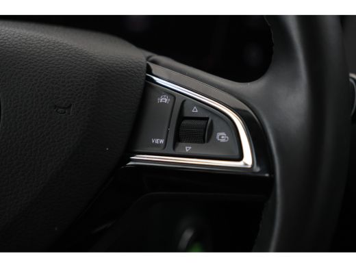 Skoda Octavia Combi 1.6 TDI Greentech Style Business Navigatie, Trekhaak, Virtual, Apple Carplay, Stoelverwarming ActivLease financial lease
