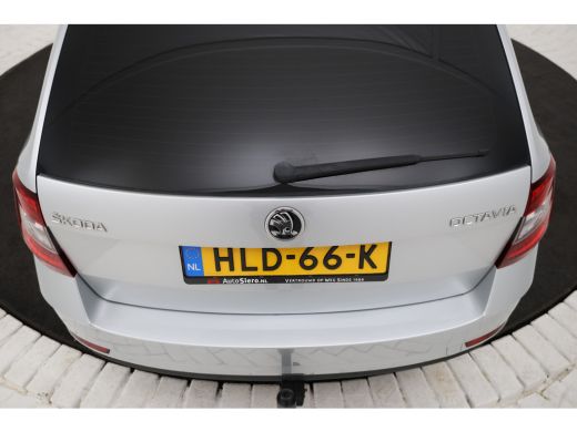 Skoda Octavia Combi 1.6 TDI Greentech Style Business Navigatie, Trekhaak, Virtual, Apple Carplay, Stoelverwarming ActivLease financial lease