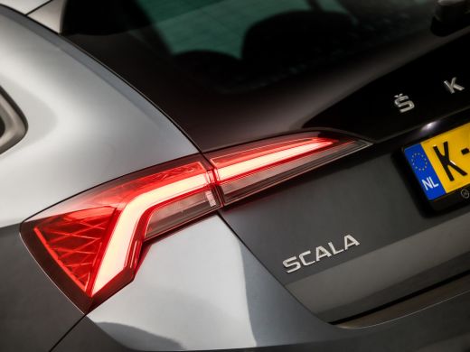 Skoda Scala 1.0 TSI Sport Deluxe (VIRTUAL COCKPIT, APPLE CARPLAY, GROOT NAVI, CLIMATE, STOELVERWARMING, SPORT... ActivLease financial lease