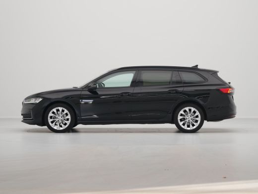 Skoda Superb Combi 1.5 TSI 150pk MHEV First Edition Trekhaak Navigatie Camera Stoelverwarming 88 ActivLease financial lease