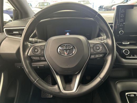 Toyota Corolla 1.8 Hybrid First Edition ActivLease financial lease
