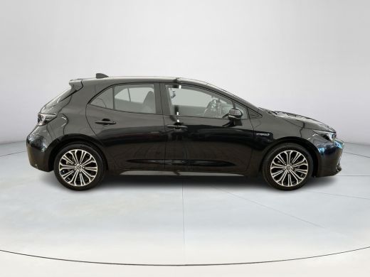 Toyota Corolla 1.8 Hybrid First Edition ActivLease financial lease