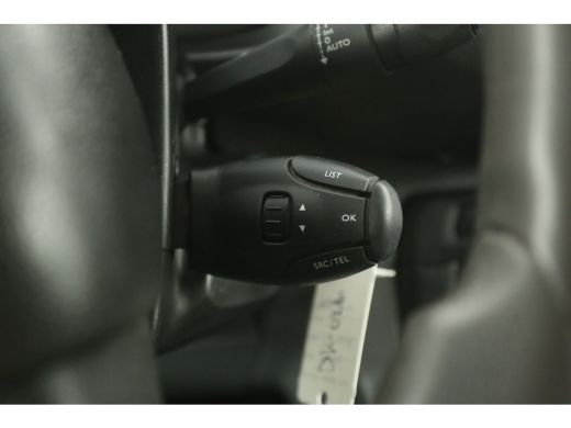 Toyota ProAce 1.5 D-4D L2H1 Airco Cruise Trekhaak 3 Persoons Stoelverwarming ActivLease financial lease