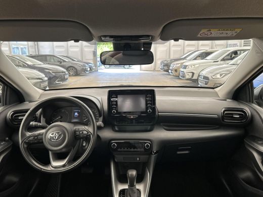 Toyota Yaris 1.5 Hybrid Active ActivLease financial lease