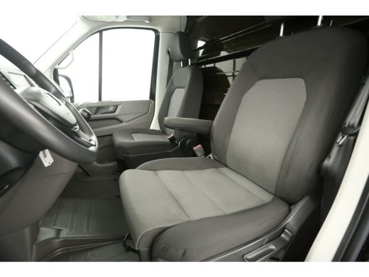 Volkswagen Crafter 35 2.0 TDI 140PK Bakwagen | L 3.80m | Camper Ombouw | Verhuiswagen | Airco Camera Carplay Cruise ... ActivLease financial lease