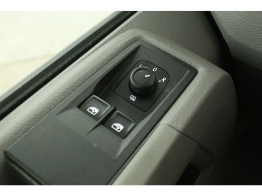 Volkswagen Crafter 35 2.0 TDI 177PK Koelwagen Bakwagen Zijdeur Airco Koelauto 3 Persoons Laadbak Achterdeuren Elektr... ActivLease financial lease