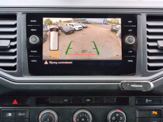 Volkswagen Crafter Volkswagen 35 2.0 TDI 140PK L3H3 (L2H2) Automaat Chauffeursstoel | Navigatie | Camera ActivLease financial lease