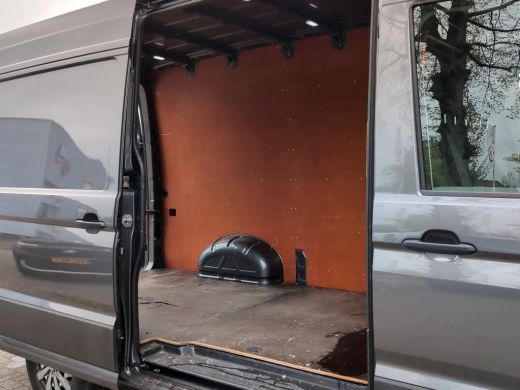 Volkswagen Crafter Volkswagen 35 2.0 TDI 140PK L3H3 (L2H2) Automaat Chauffeursstoel | Navigatie | Camera ActivLease financial lease